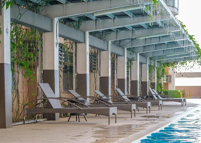 Ec Modern 1br W Balcony In Pasay Manila